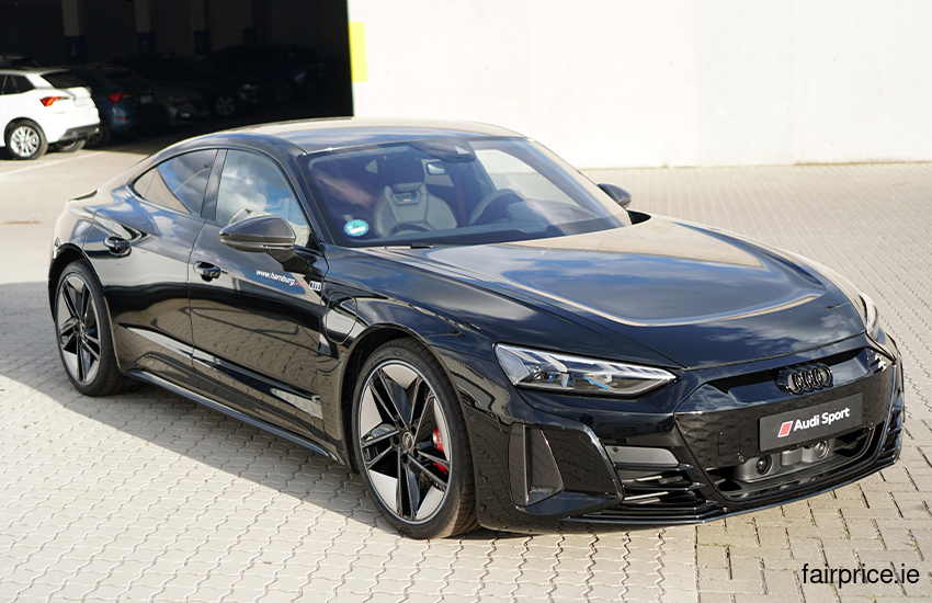 A Audi RS e-tron GT
